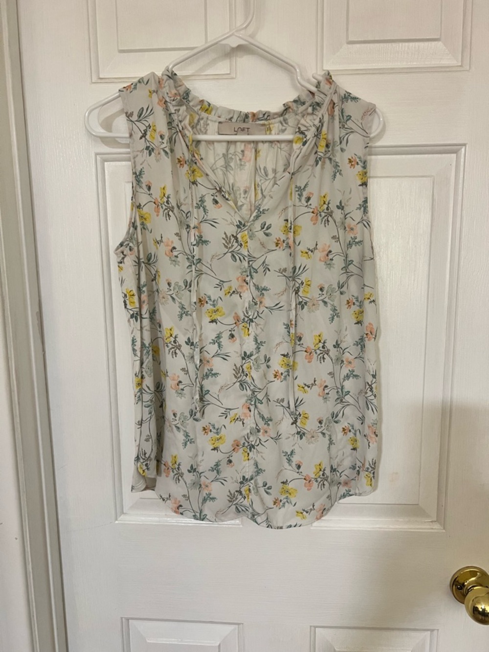 LOFT Cream Floral Ruffle-Neck Sleeveless Blouse